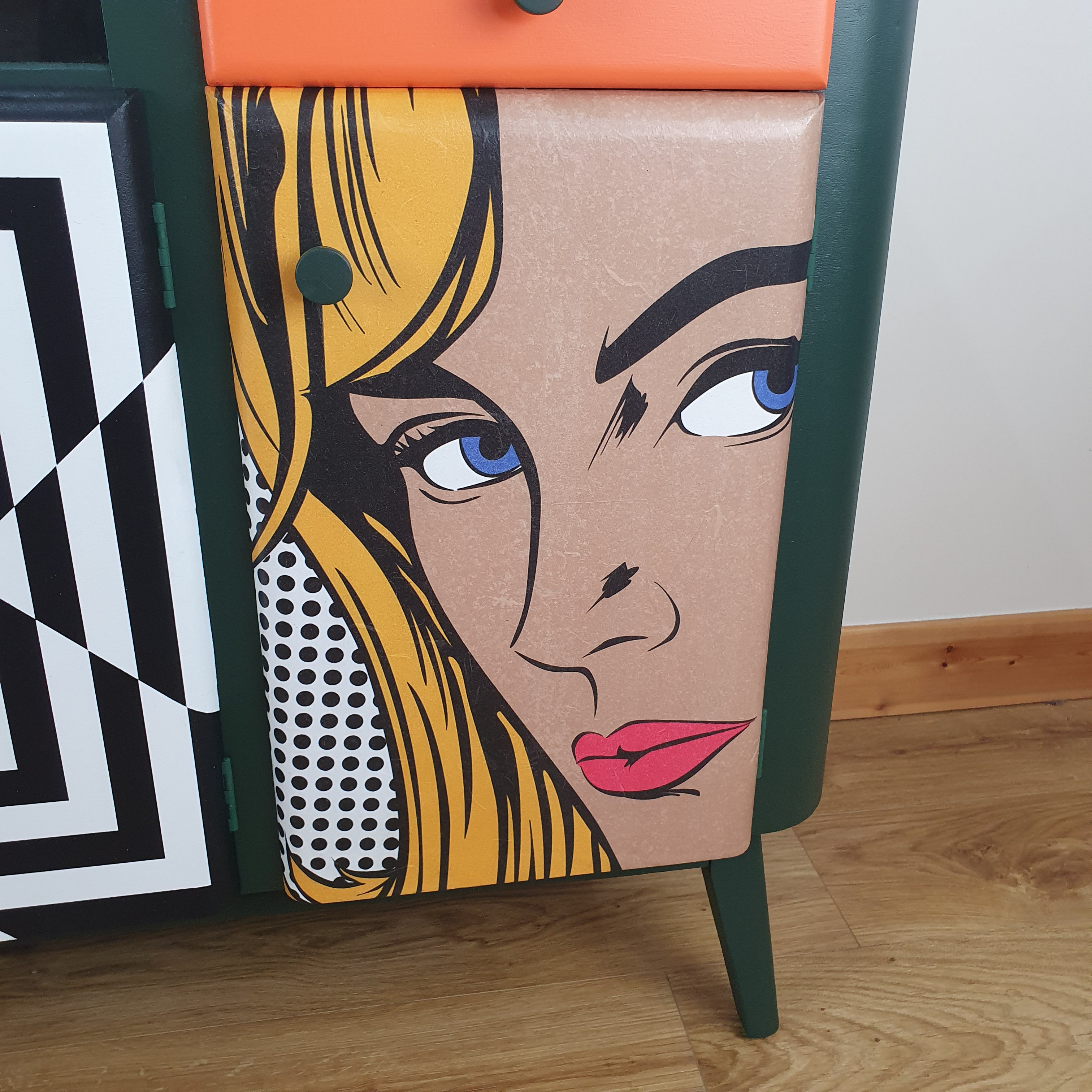 Retro colourful Pop Art sideboard, 1950s 'Mesmer-Eyes'