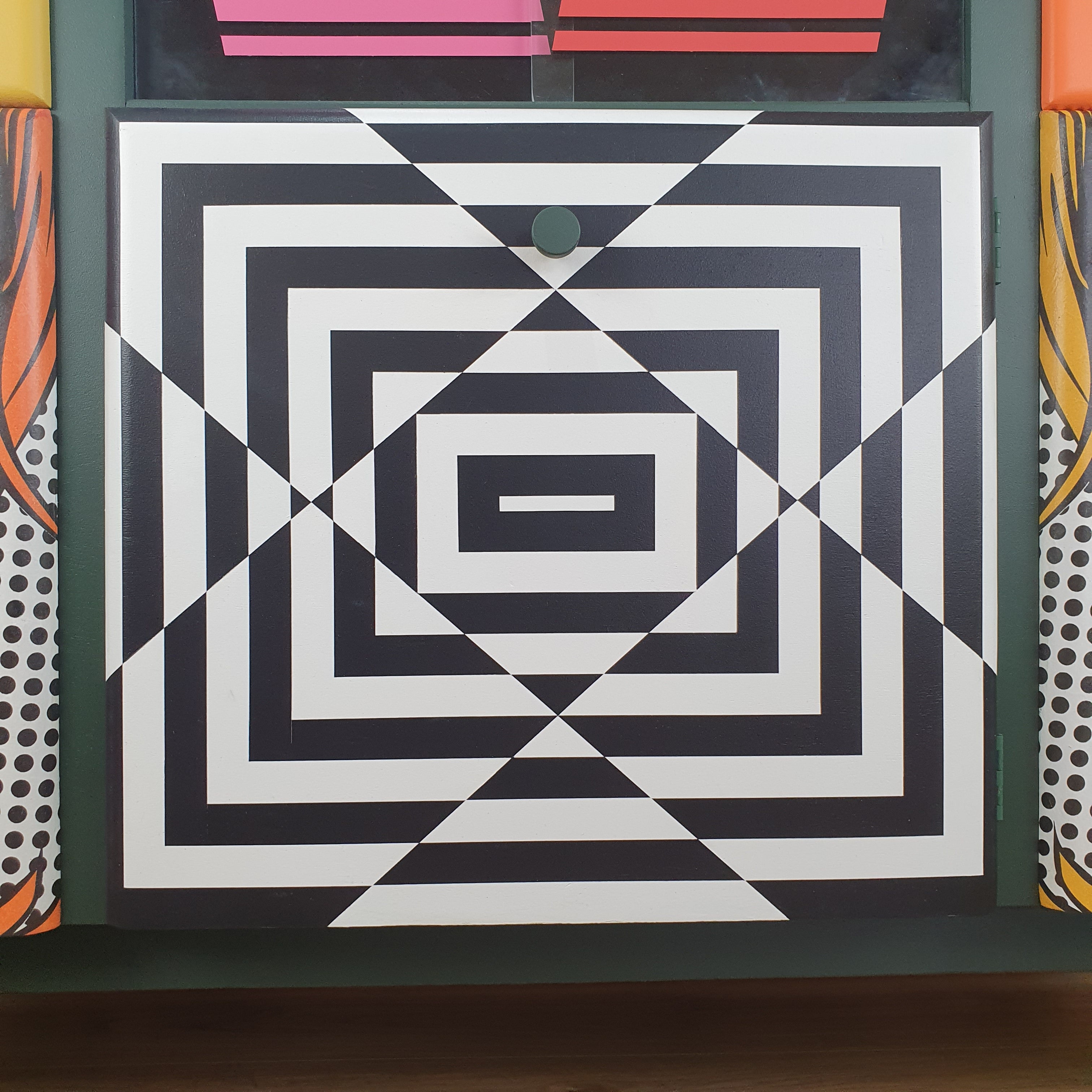Retro colourful Pop Art sideboard, 1950s 'Mesmer-Eyes'