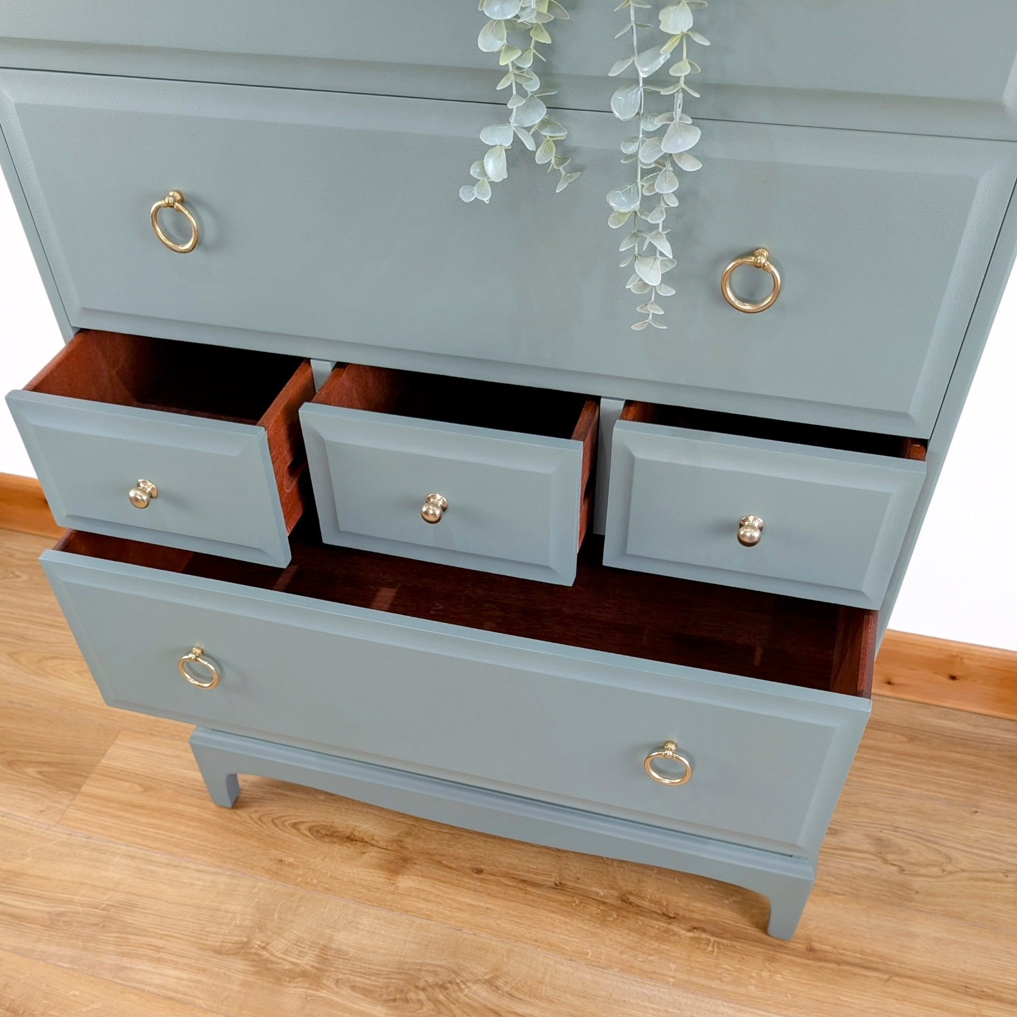 Stag Minstrel tallboy in green