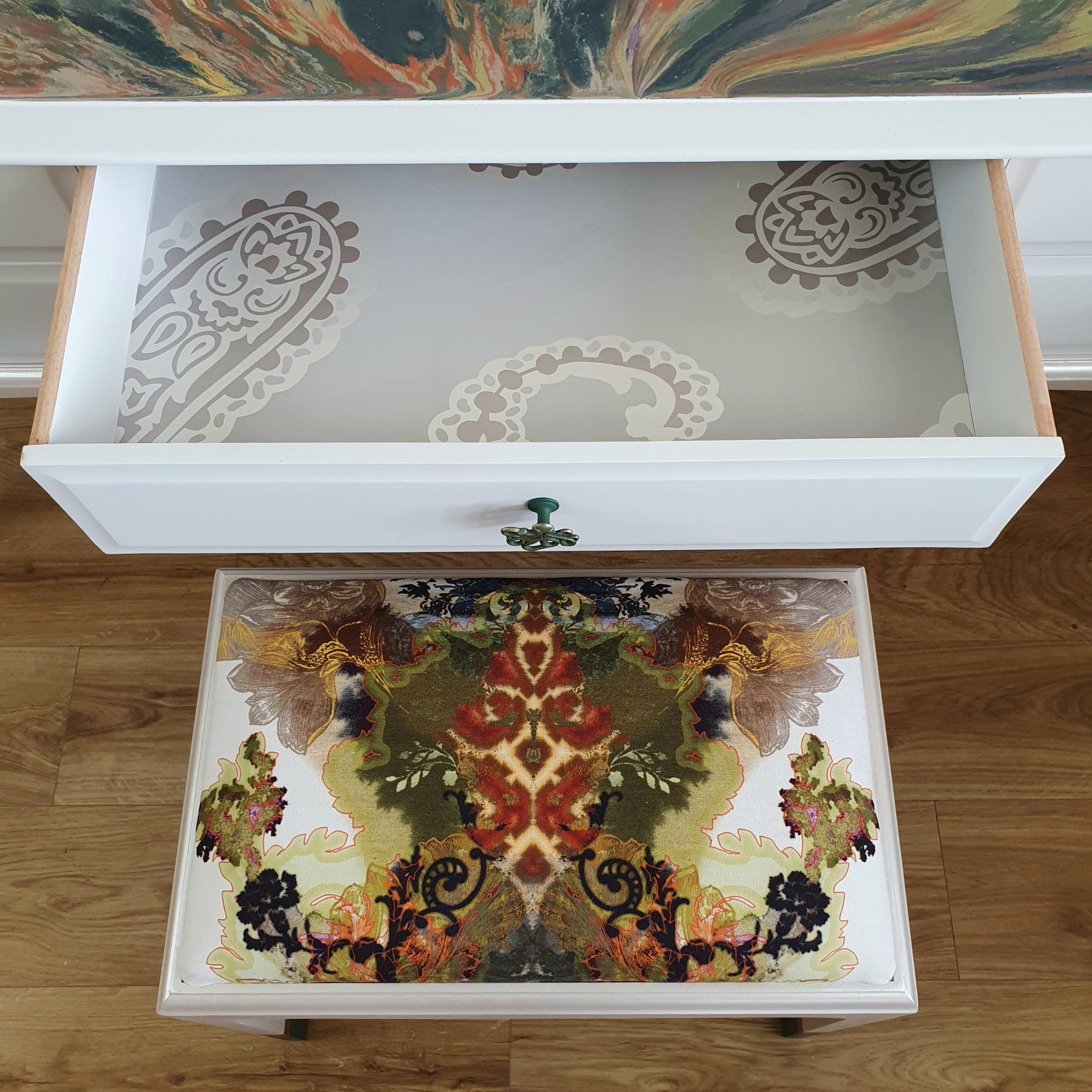 'Under the Sea' Stag Minstrel dressing table