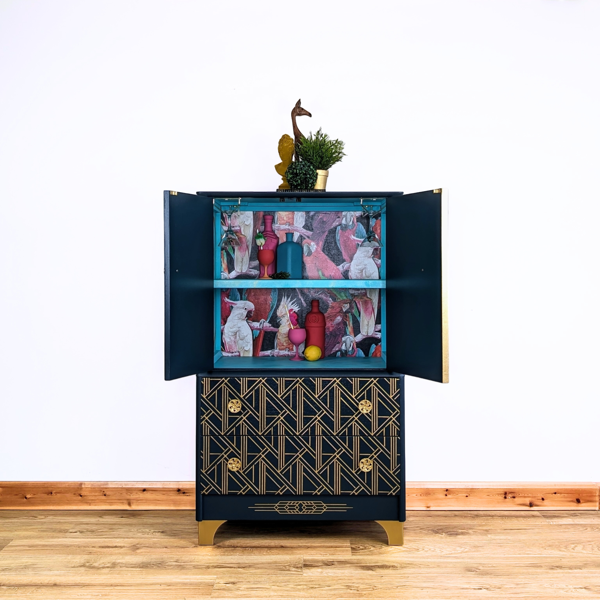 Cocktail cabinet, 1930s Great Gatsby