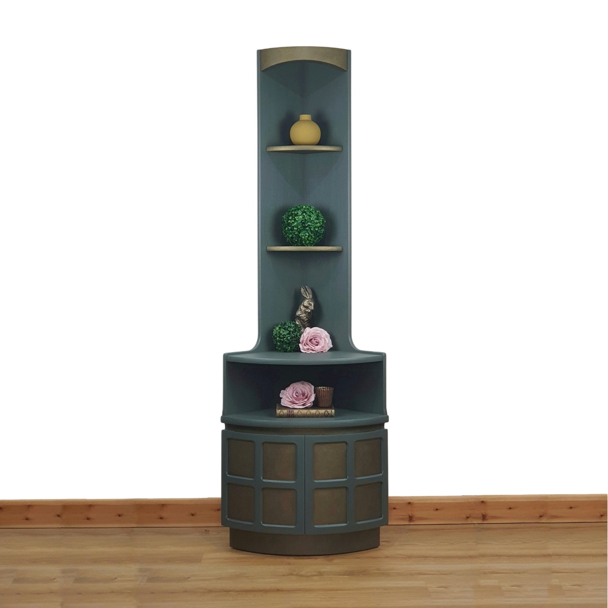 Nathan Squares corner unit in green and bronze