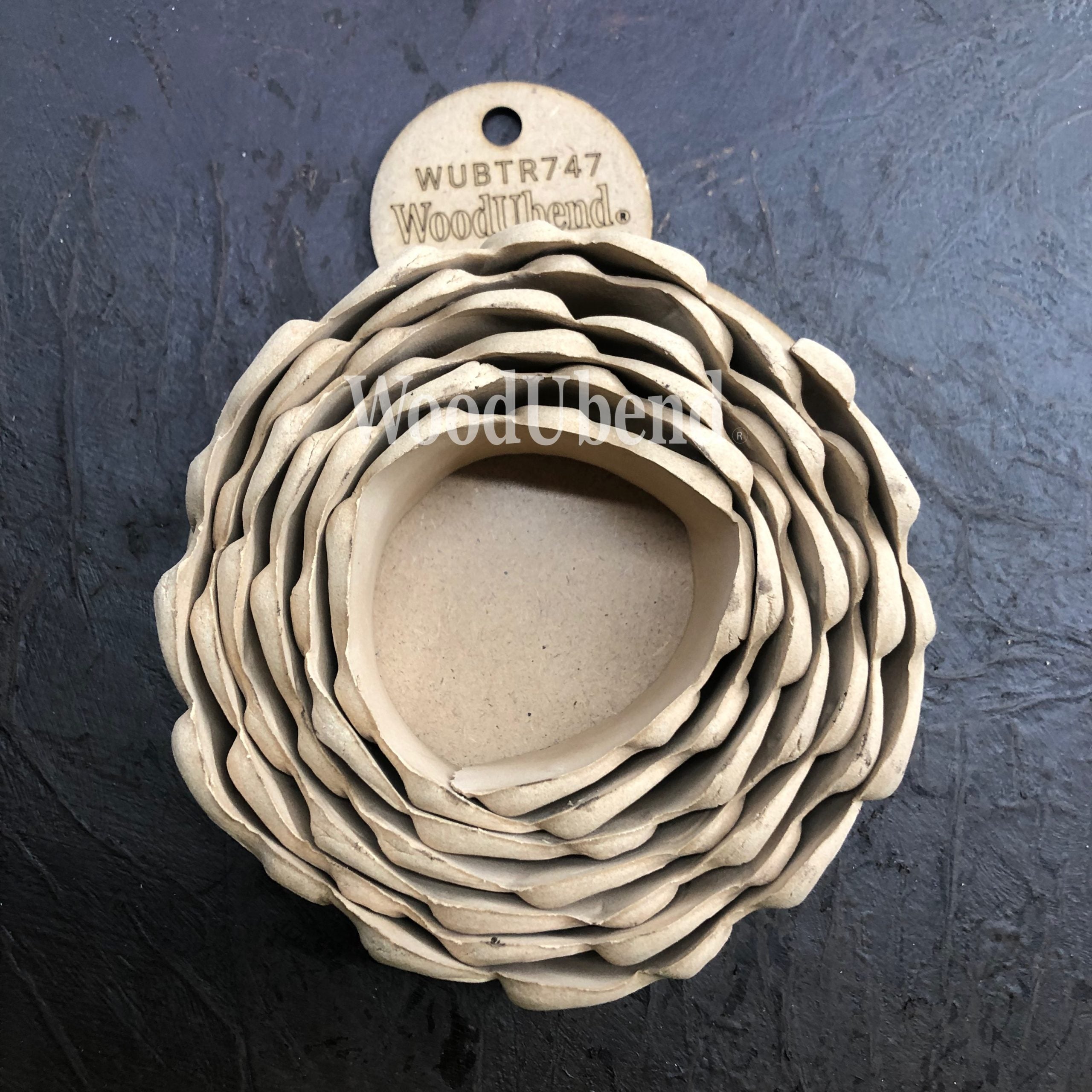 WoodUbend trim TR747 - Scalloped edge